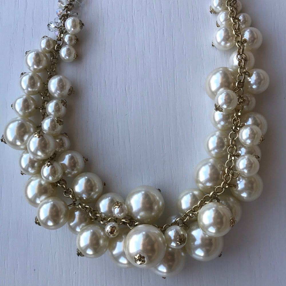 Large faux pearl necklace